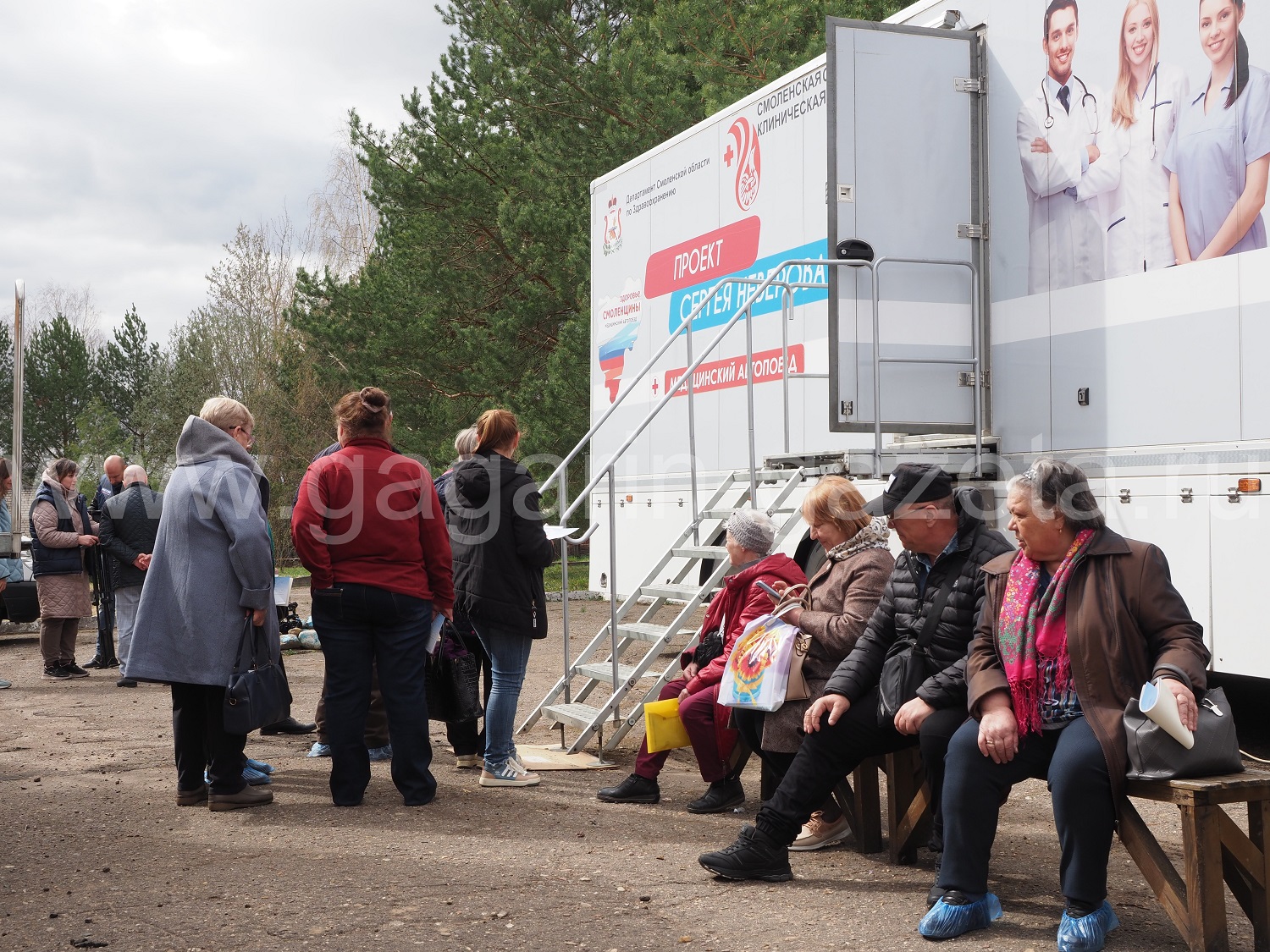 В нашем селе. На «поезд» за рецептом